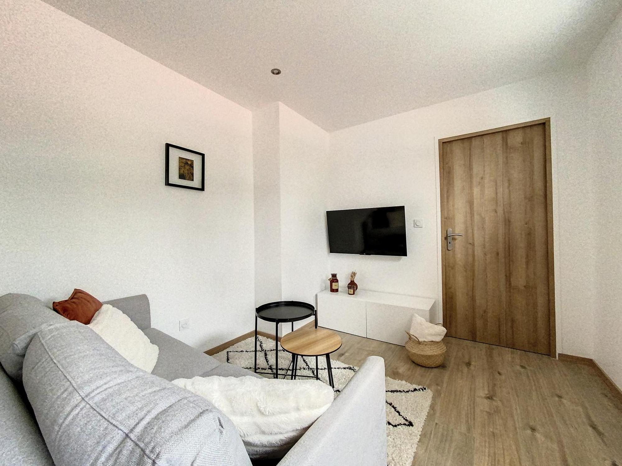 Residence De La Tille Arc-sur-Tille ภายนอก รูปภาพ